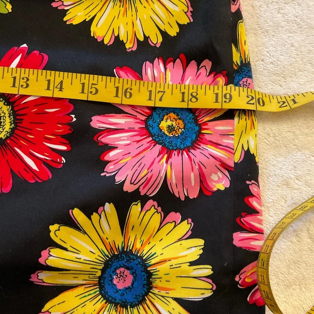 Andrea Viccaro Y2K 1990’s Colorful Daisy ‎ Bright Artsy Pencil Skirt. Size 10